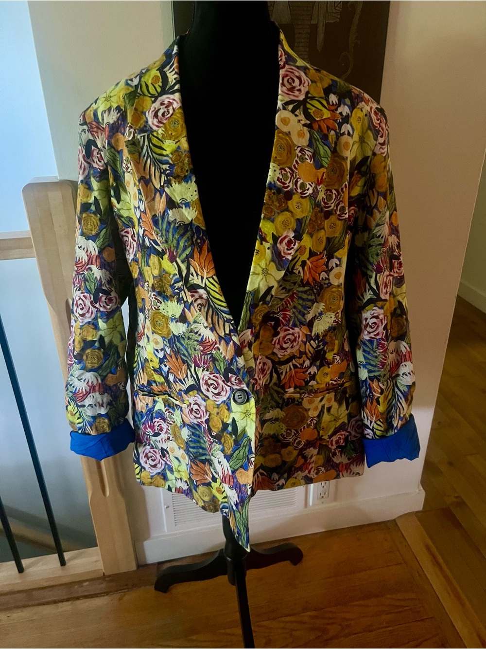 FOIL Blazing Saddles Linen and Cotton Blend Vibrant Floral Blazer